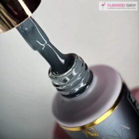 Nailvana Iconic 010